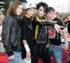 thebandisstandingontheredcarpetjustbeforecomet2005oneofgermanysbiggestmusicawards_small.jpg
